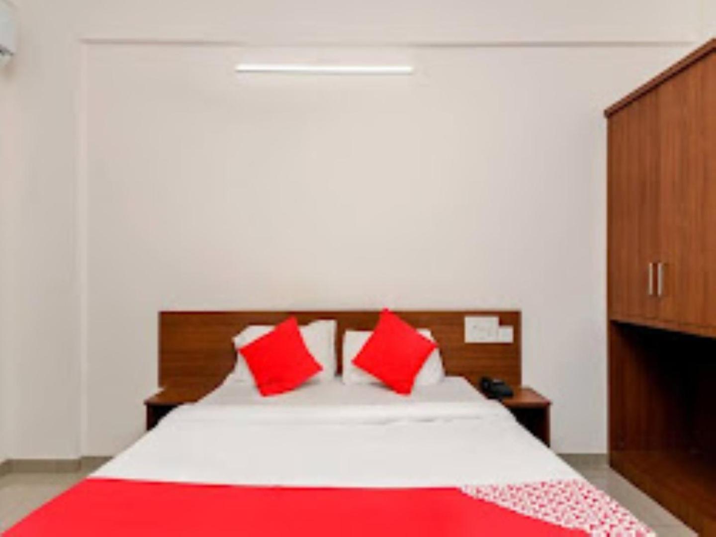 Hotel Samruddhi Lodging,Mangaluru Mulki Экстерьер фото